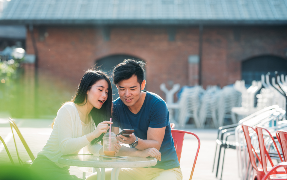 戀愛元宇宙；交友；踏出舒適圈；認識異性；認識男生；脫單；交友平台