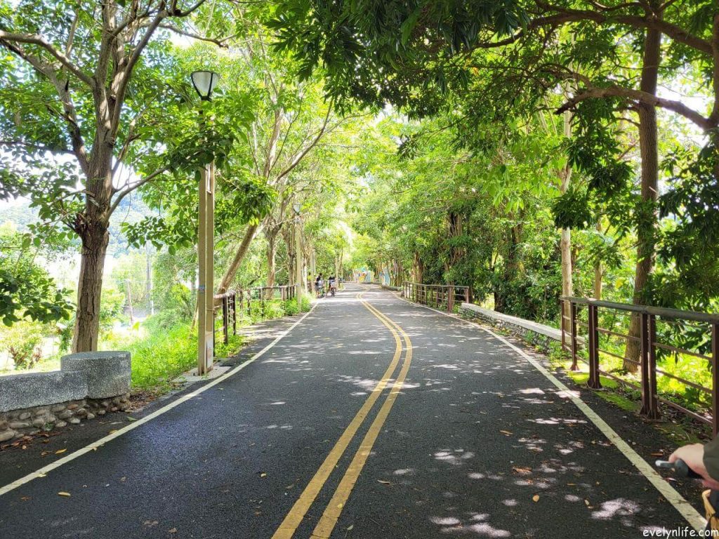 台中約會景點；后豐鐵馬道