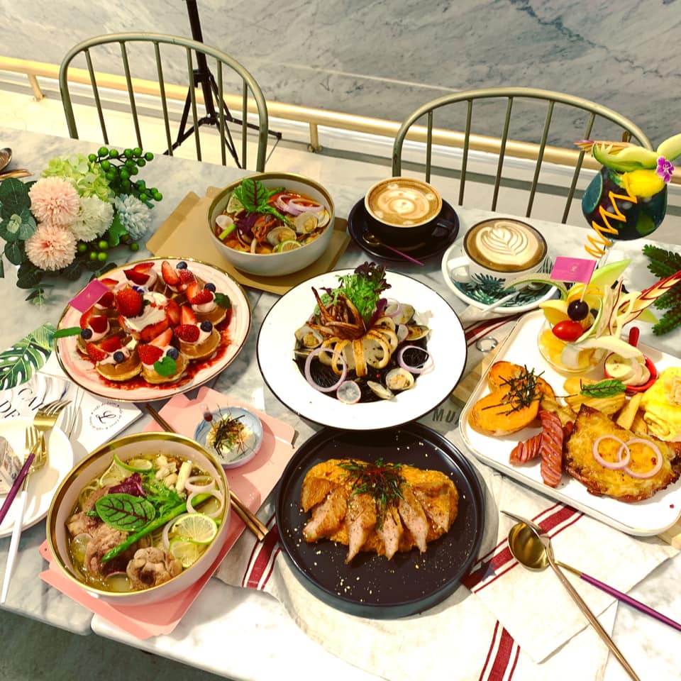 約會餐廳；魯克斯咖啡左營店